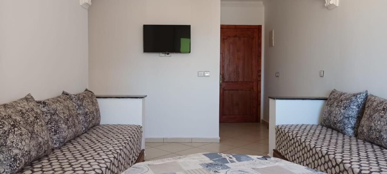 Nour Apartment Oued Laou Exterior photo